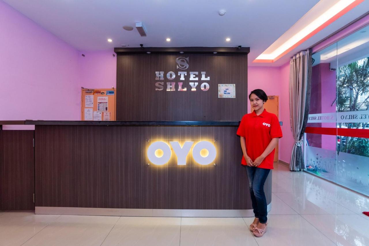 Oyo 1172 Hotel Shlyo Нусаджайя Экстерьер фото